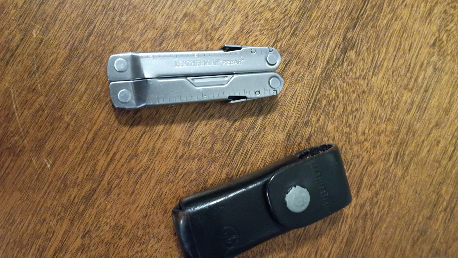 Leatherman Rebar Multi-Tool with Leather Sheath!!! Stainless! steel color