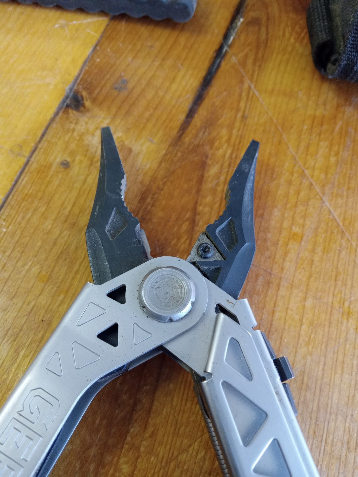 Gerber USA 0871216A Sliding Jaw Folding Multi Tool