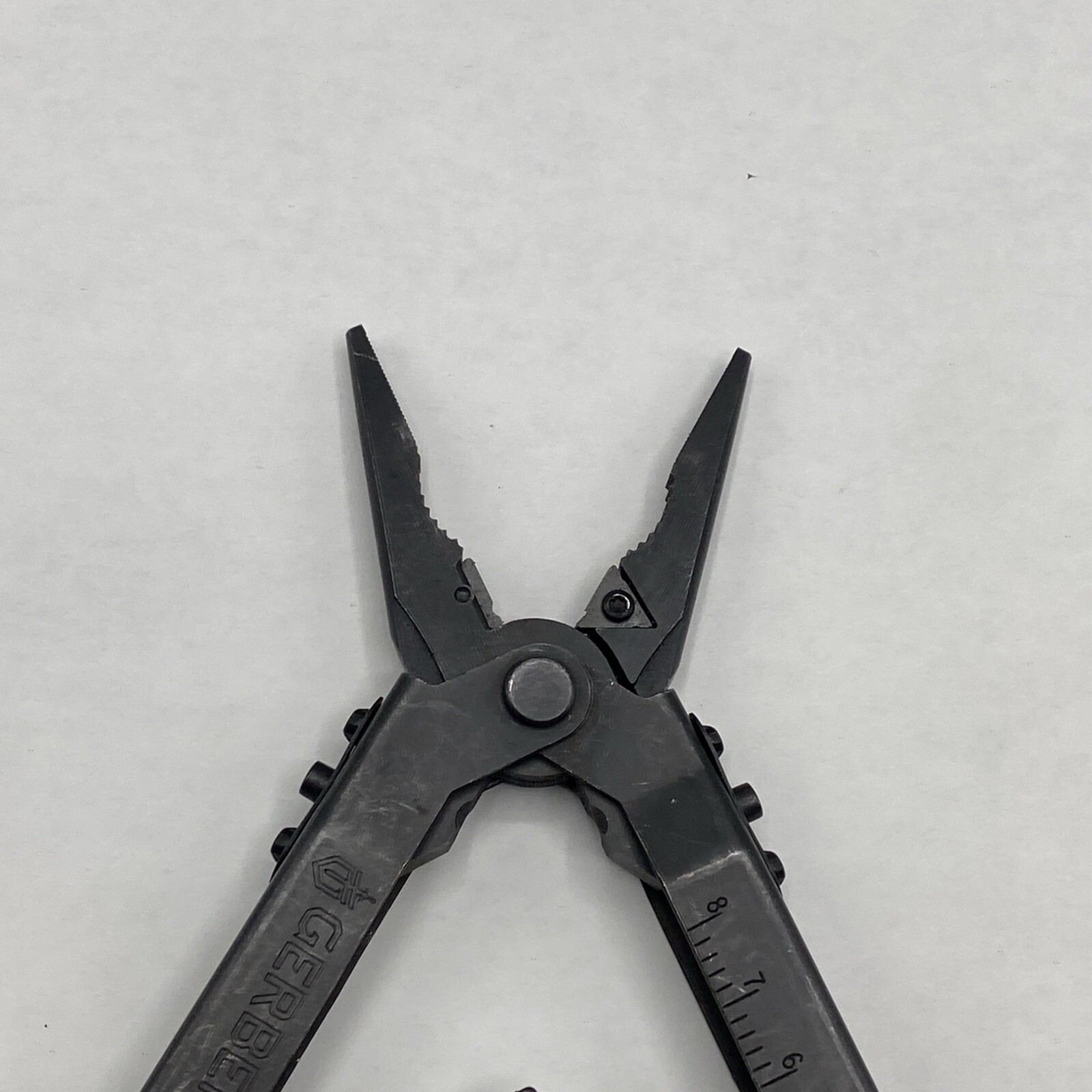 Gerber MP 600, Carbide Cutters, Needlenose – Black