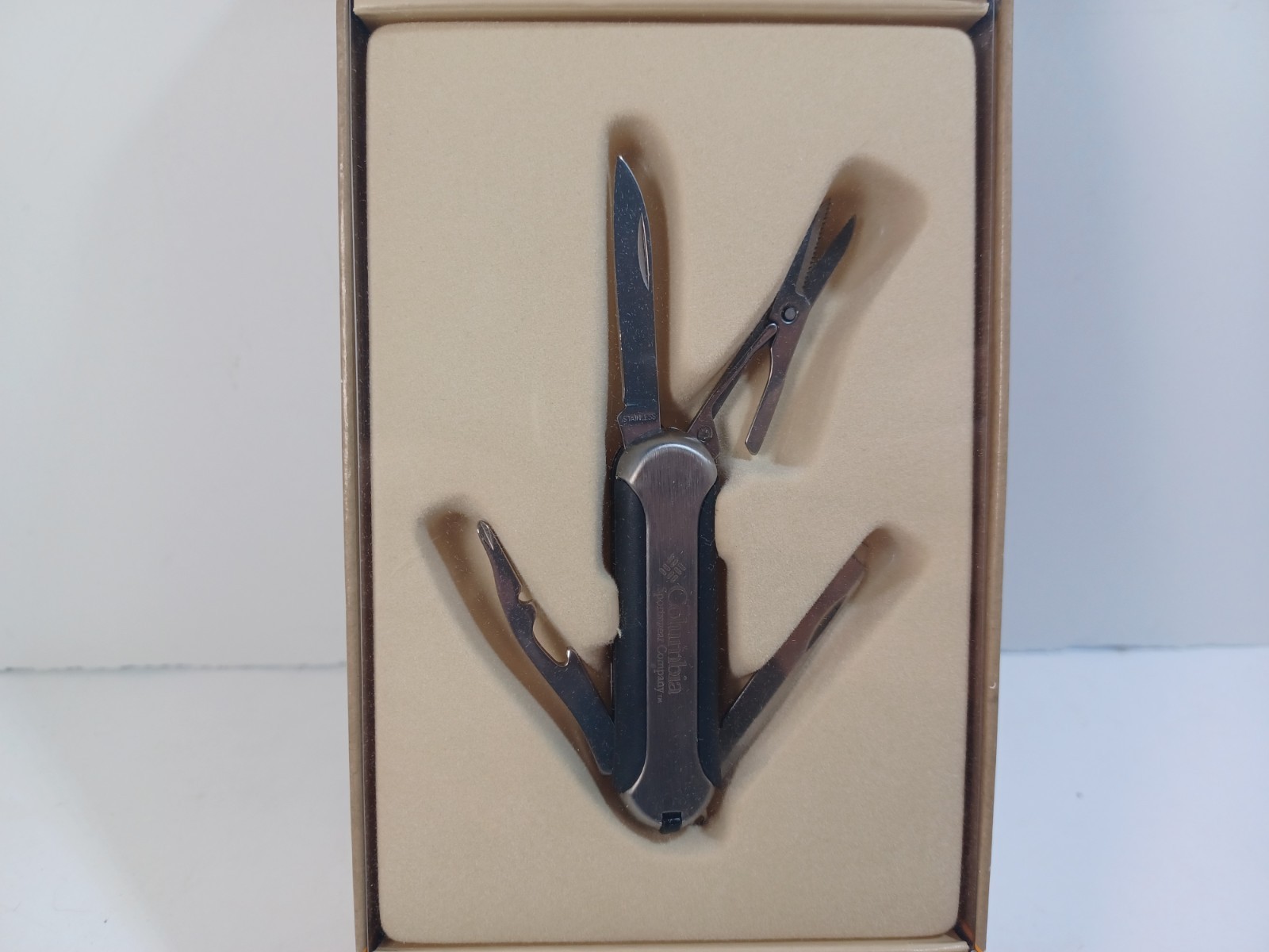 Black 10-Function Pocket Tool w/ LED Light Columbia Sportswear Company 41CO63C4