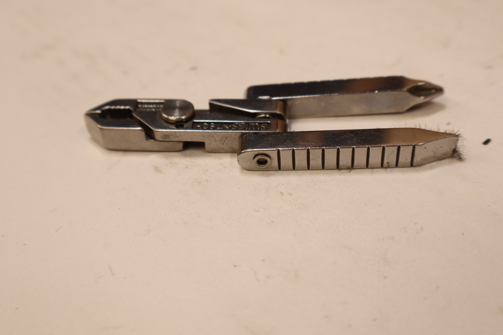 SWISS+TECH USA MICRO MULTI TOOL STEEL