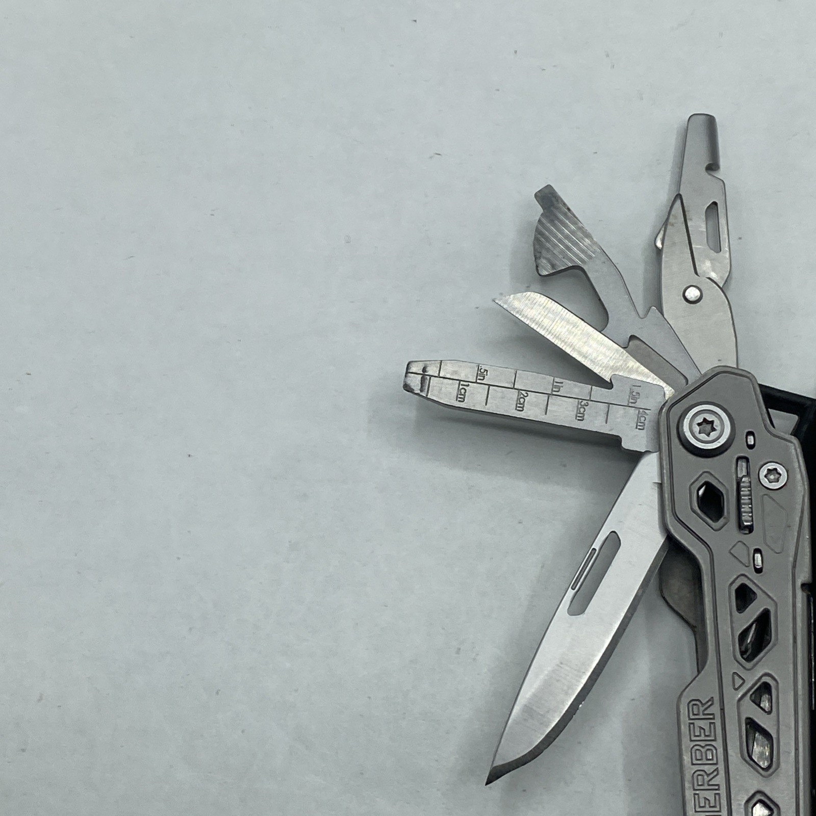 Gerber Truss Multi Tool – Gray