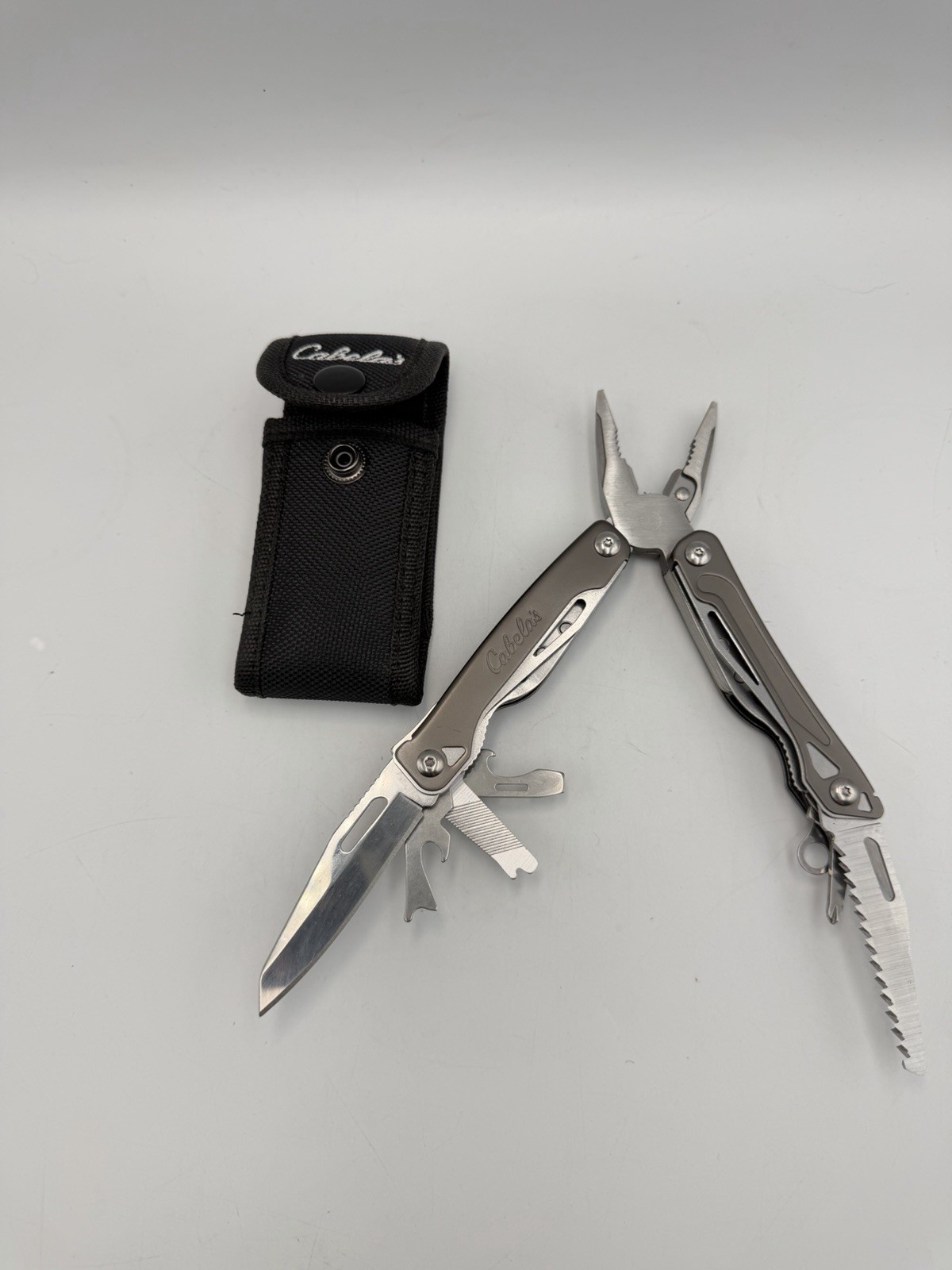 Cabelas Multi Tool Leathernan Excellent Condition Free Shipping
