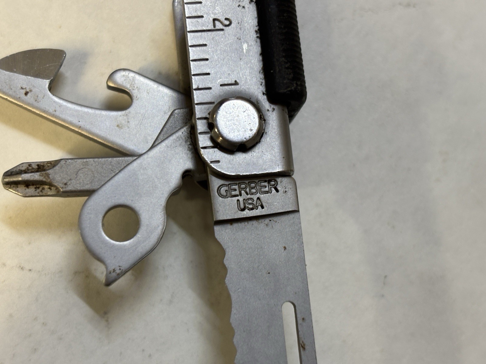 Vintage GERBER Blunt Nose Plier With LEATHER Sheath 9-way Multi-Tool USA