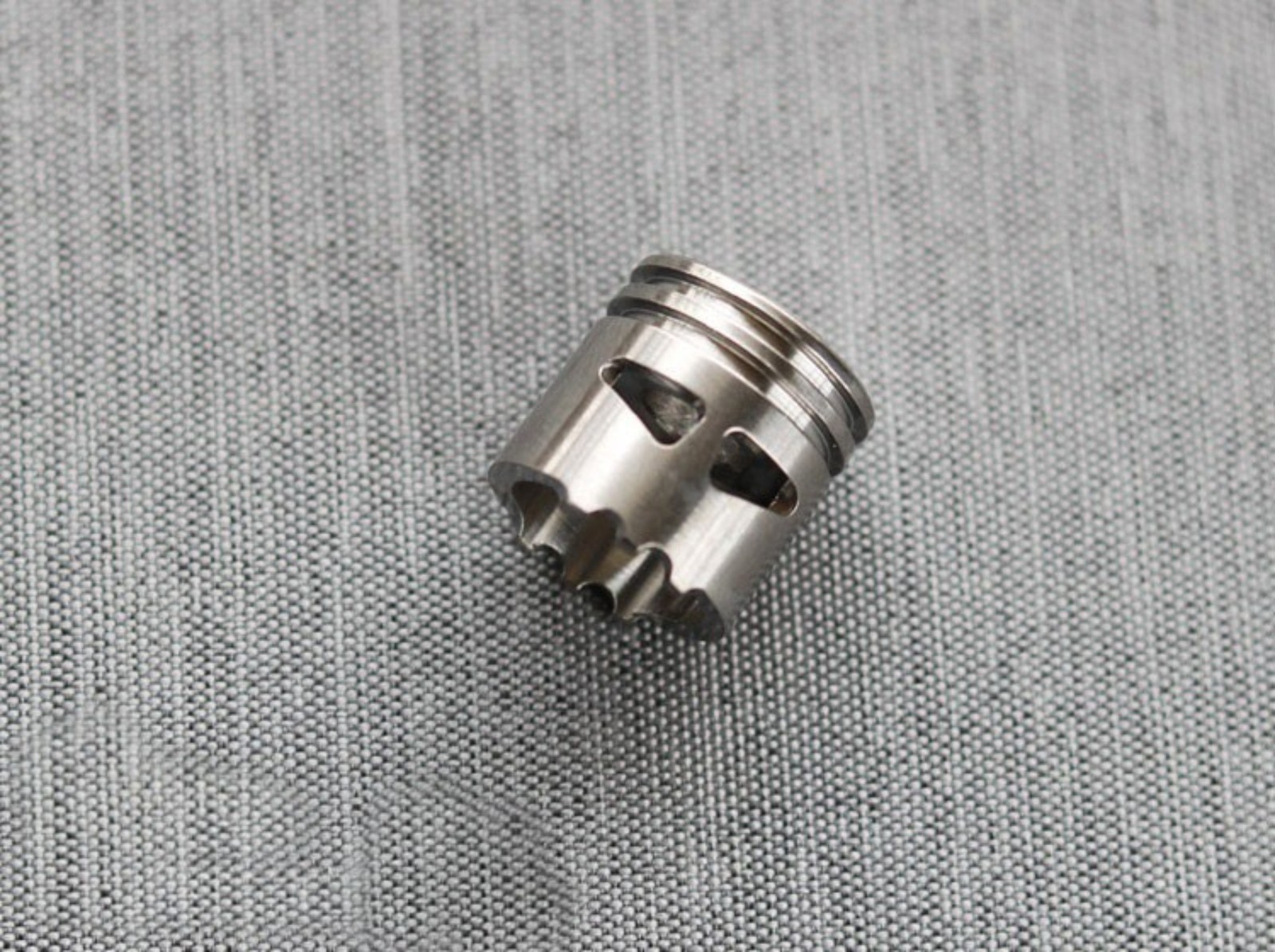 Titanium Piston Skull Knife Bead EDC Key Parachute Cord DIY Pendant Lanyard