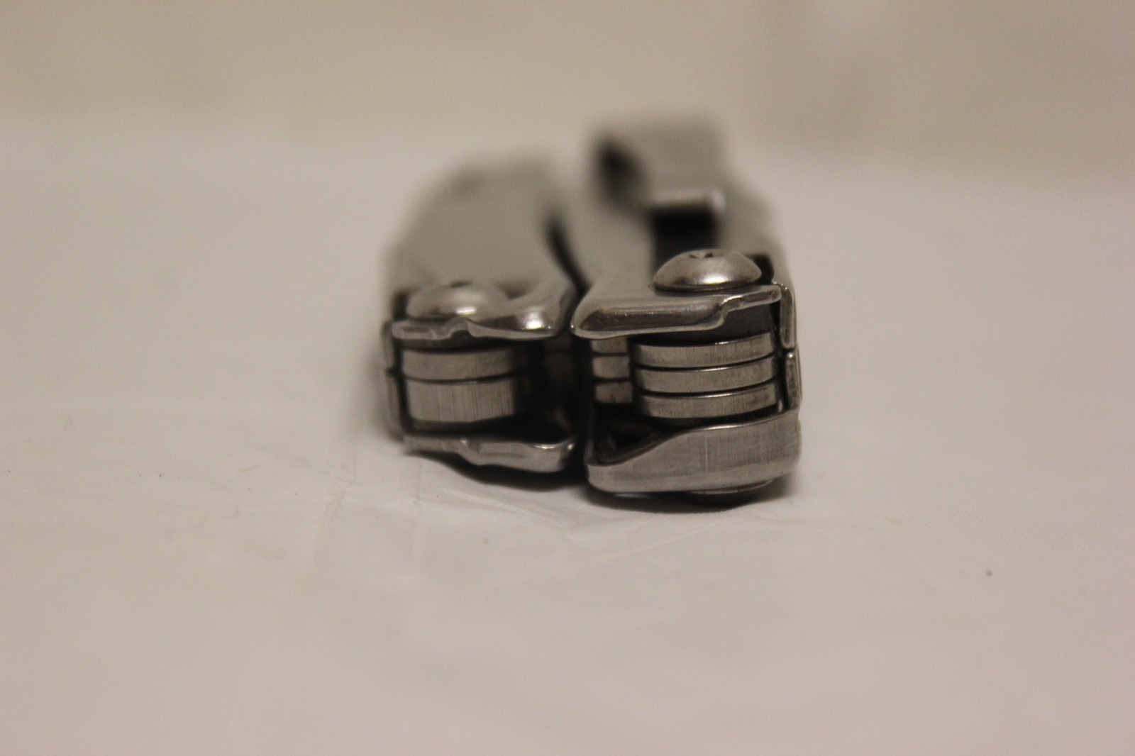 Leatherman Rev 3.8″ Multi-Tool, Stainless E2B1