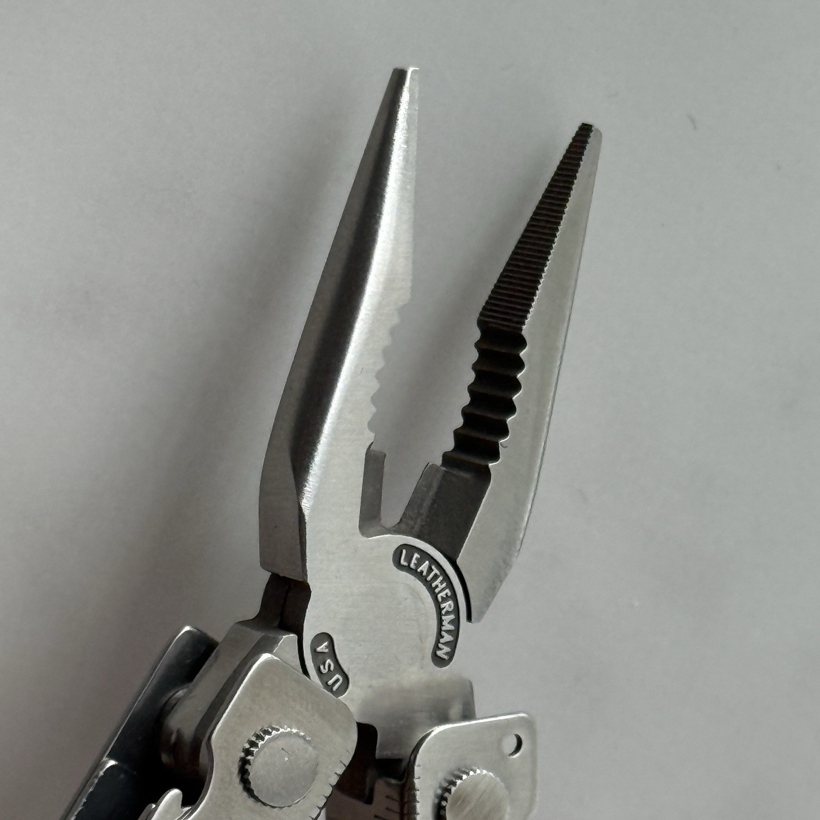 Leatherman MINI TOOL multitool. Variant w/US PAT 4744272 on Both Sides. Engraved