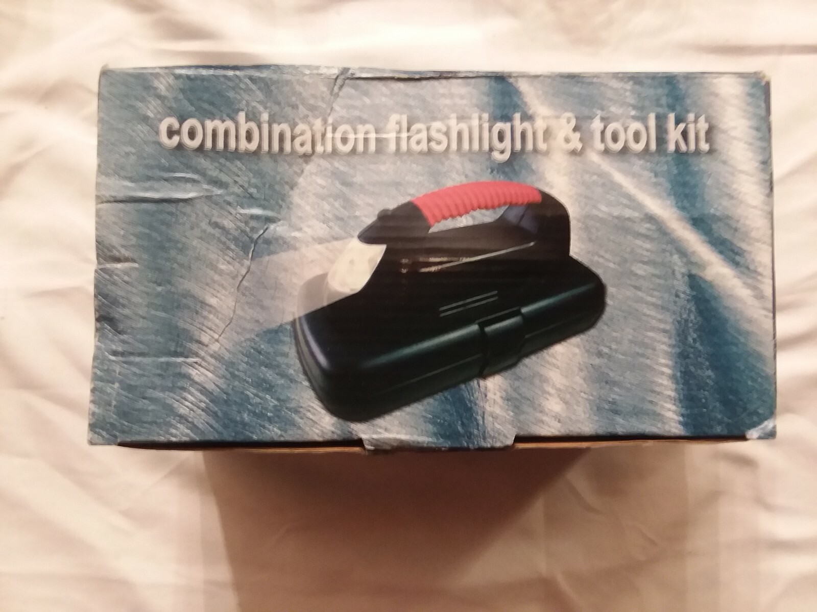 Hanslin HE290 Crank LED Flashlight with tool set