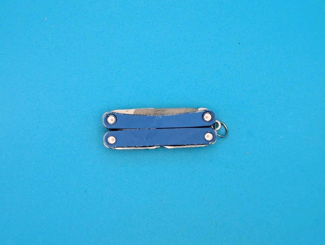 Leatherman SQUIRT PS4 Multi-Tool With Pliers Scissors Knife BLUE!
