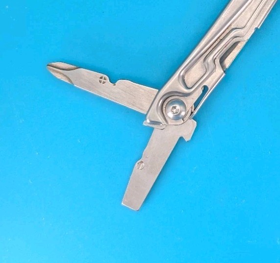 Leatherman Bolster 13 Tool Stainless Steel Multi-Tool! With Sheath!
