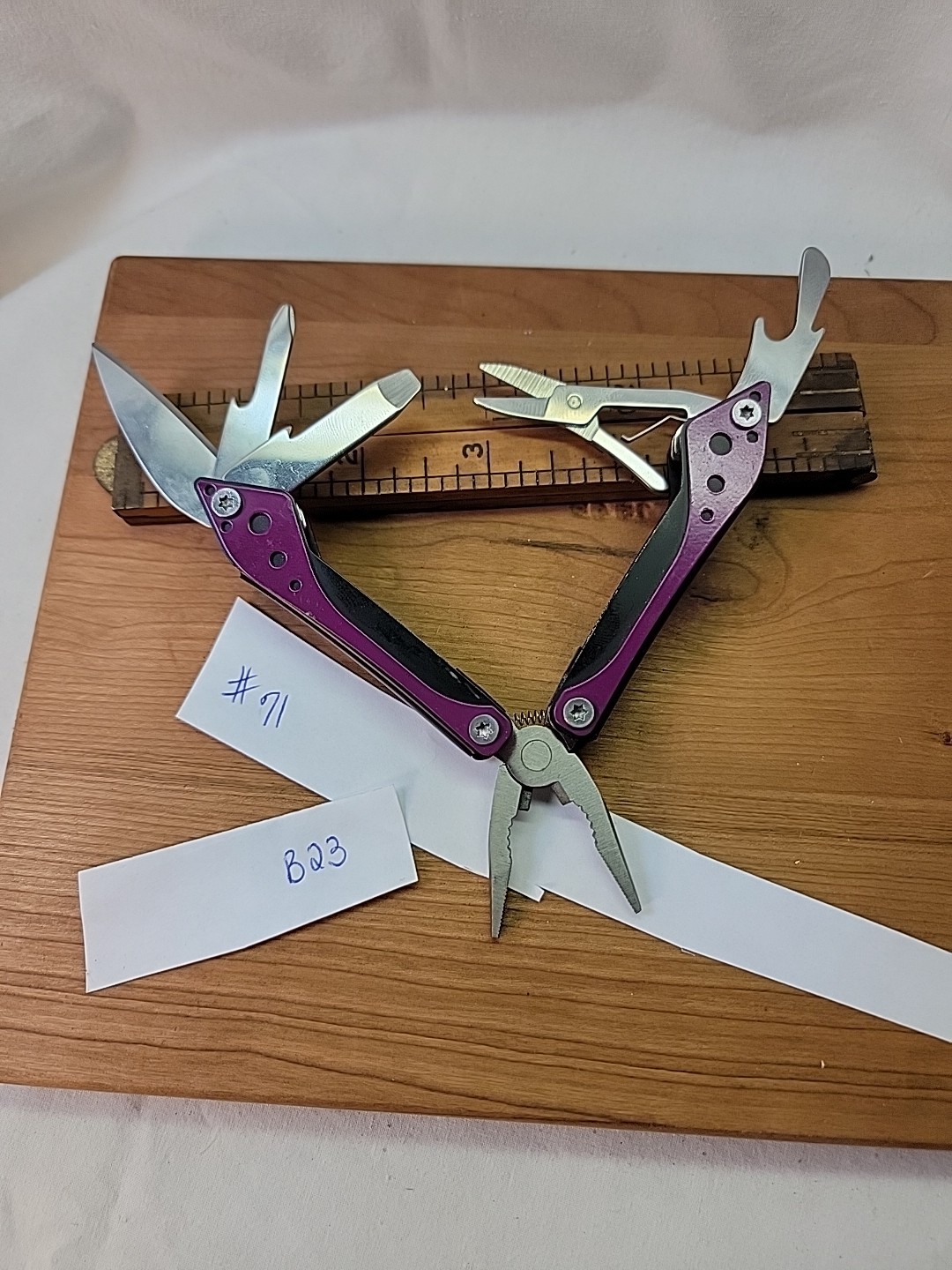 Cabelas Multi-tool Purple Black Silver 6 Tool Pocket Knife