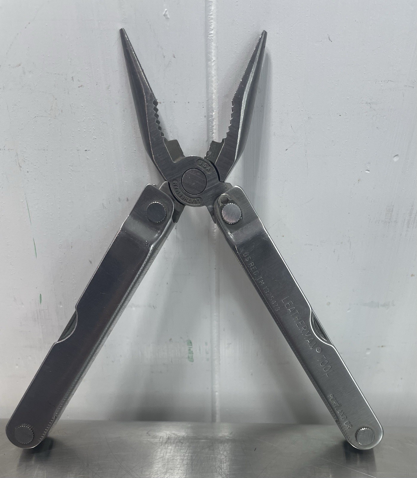 Vintage Original Leatherman Pocket Survival Tool PST ll Multi-Tool with Case