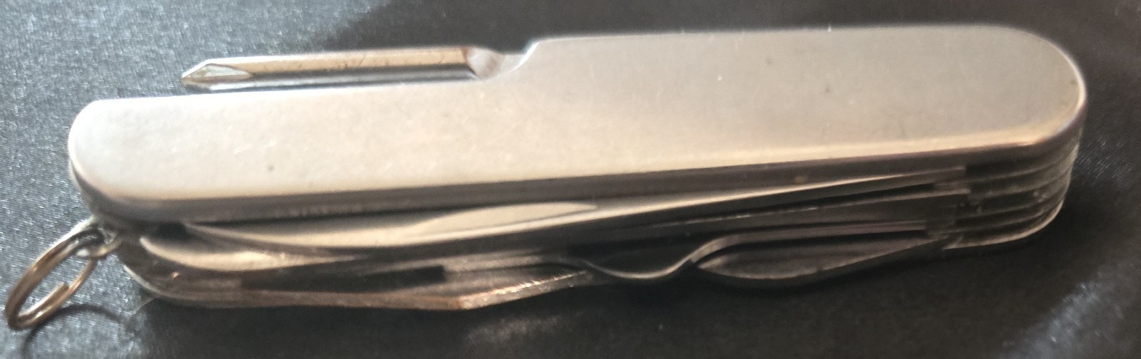 Multifunction Stainless Steel Pocket Knife with 10 Tools