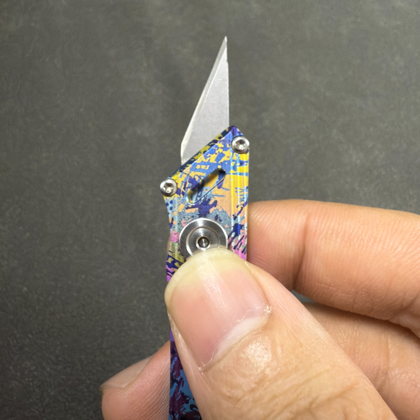 Mini Titanium Folding Knife 9Cr18Mov Blade Outdoor EDC Pocket Keychain Tools