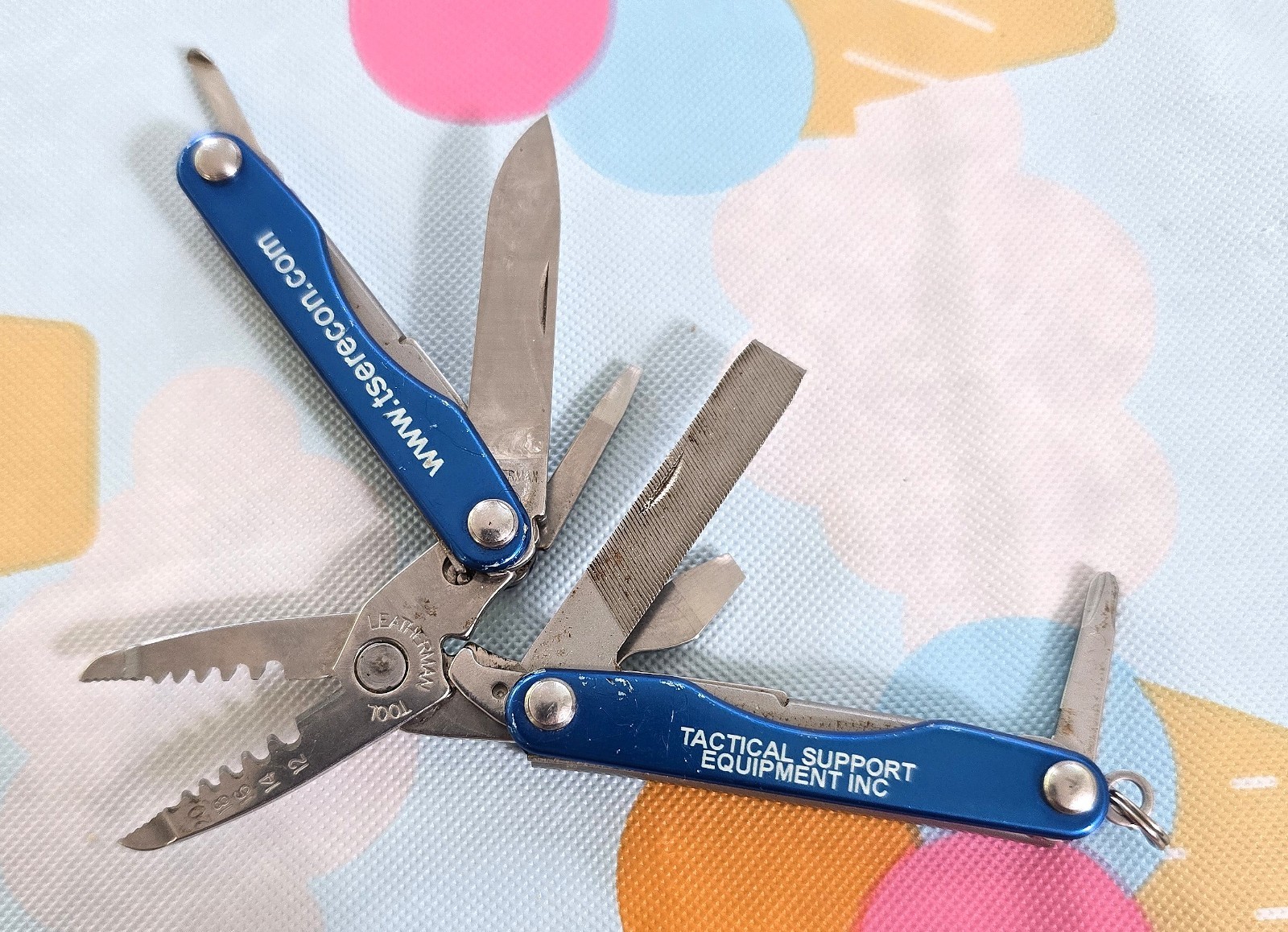 Leatherman Squirt E4 Multi-Tool w/Wire Strippers – Tactical Support Equipment