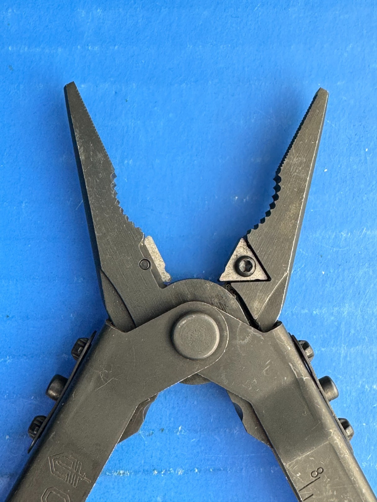 Gerber Multiplier MP600 Multi-Tool Black Needle Nose Pliers