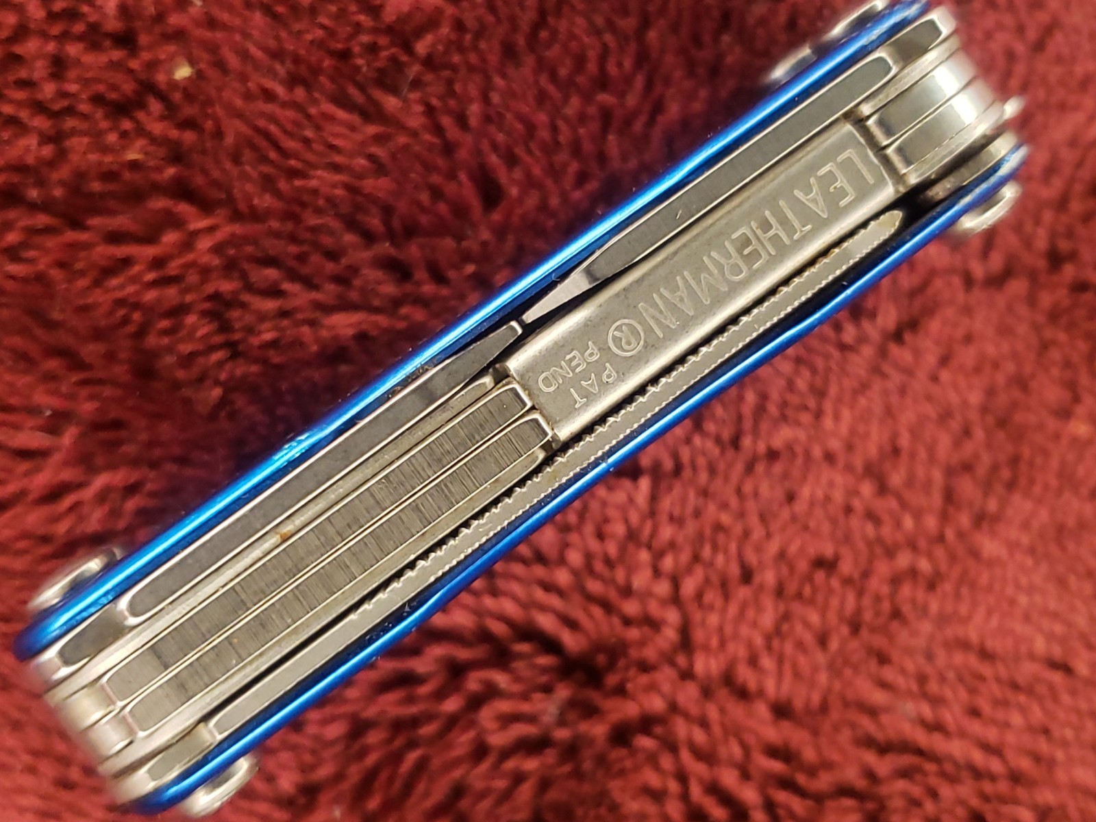 🔴🔴 Leatherman Squirt P4 Multi-Tool Blue Keychain