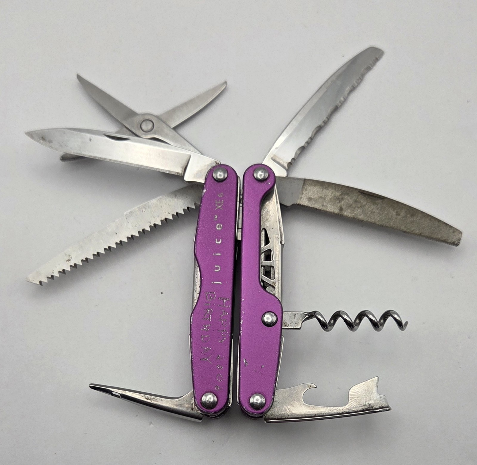 RETIRED Leatherman Juice XE6 Multi Tool Hunting Camping Rare!