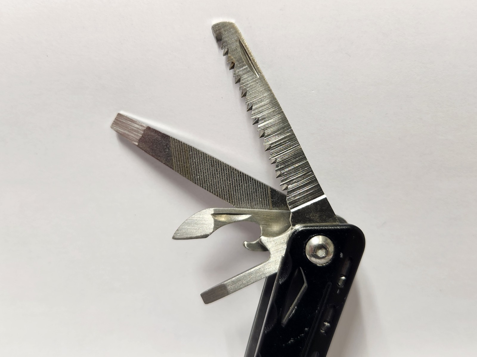 Snap On 13-in-1 Pocket Multi Tool Stainless Steel Black