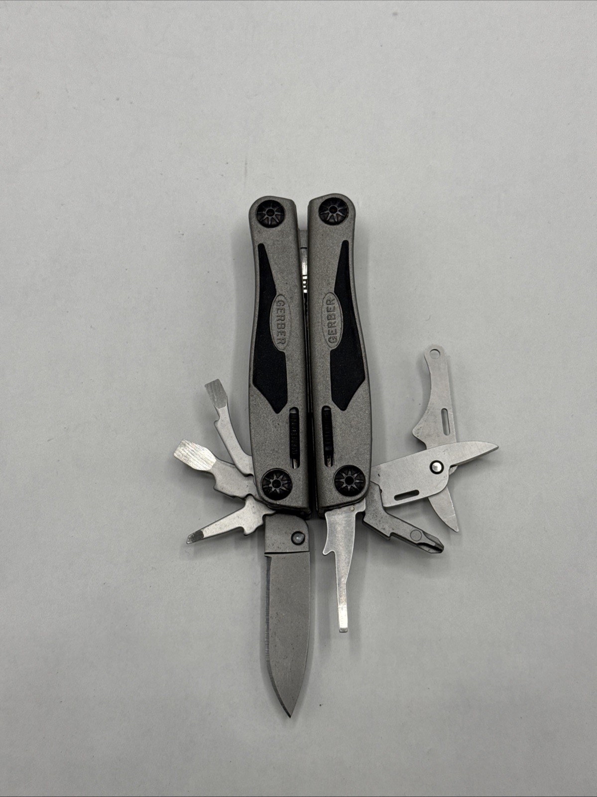 Gerber Multi-Plier 700 Legend with Sheath- Silver