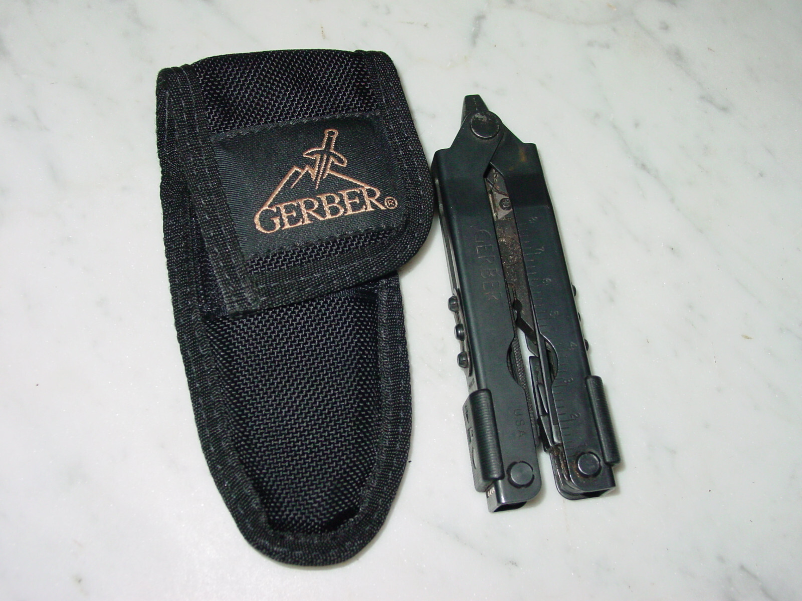 Gerber MP600 Black Oxide Multi-Tool Needle Nose Pliers Cutters with Case!