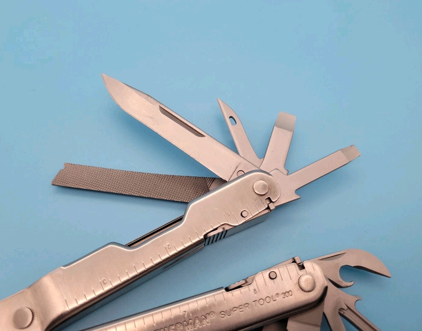 Leatherman Super Tool 300 Multi-Tool Dated 2014 – Pliers, Knife, Screwdrivers