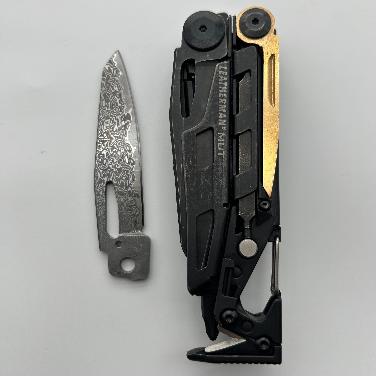 Custom VG10 Damascus (MAIN)Blade for LEATHERMAN MUT – CNC, 60HRC
