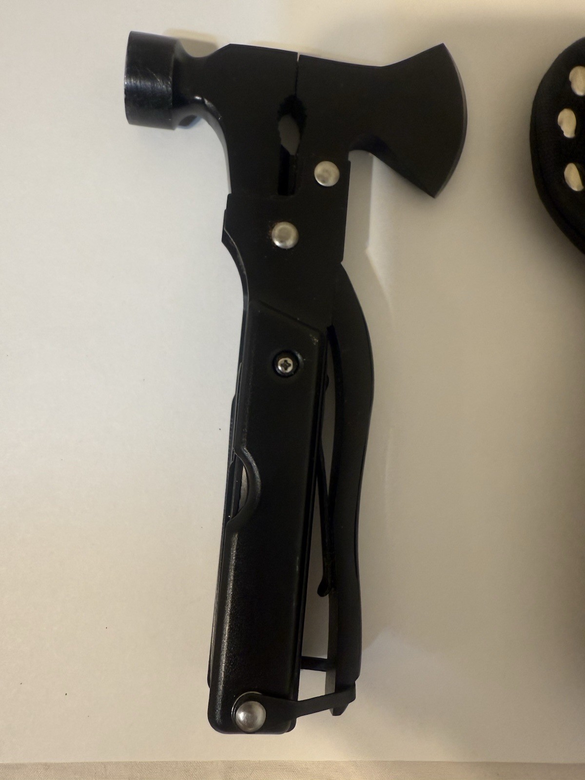 KITHELP Multi Tool Hatchet Hammer Axe with Knife & Screwdrivers + Case