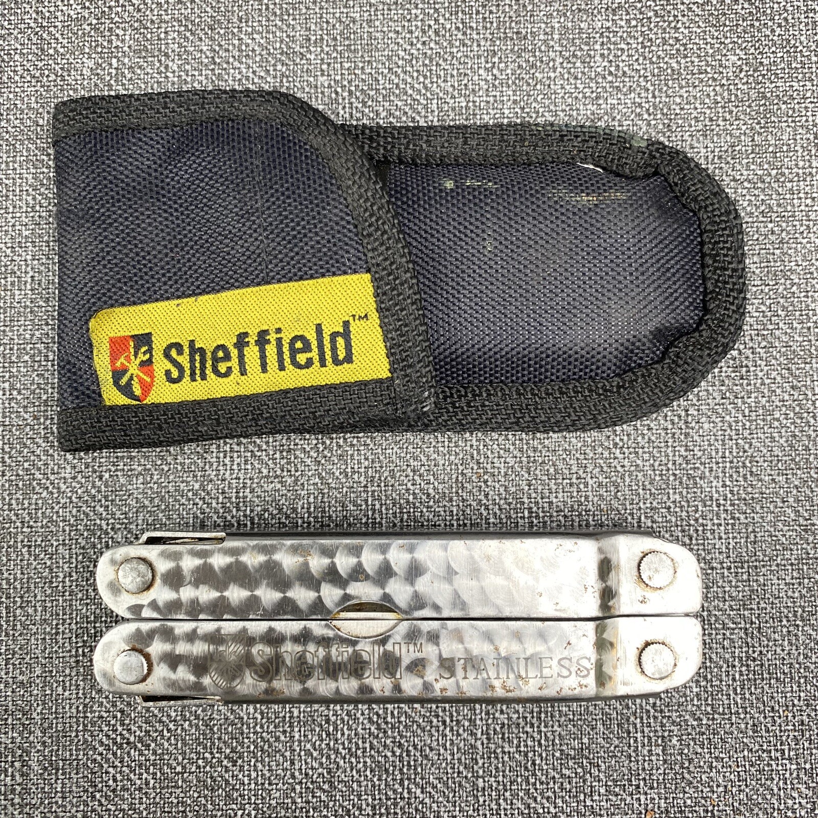 Sheffield Multipurpose Pocket Tool – Knife with pouch