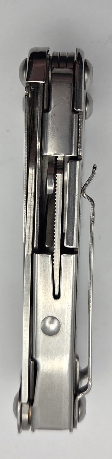 Leatherman Wingman Multi Tool Stainless Steel Made in USA Silver w/ Clip L5
