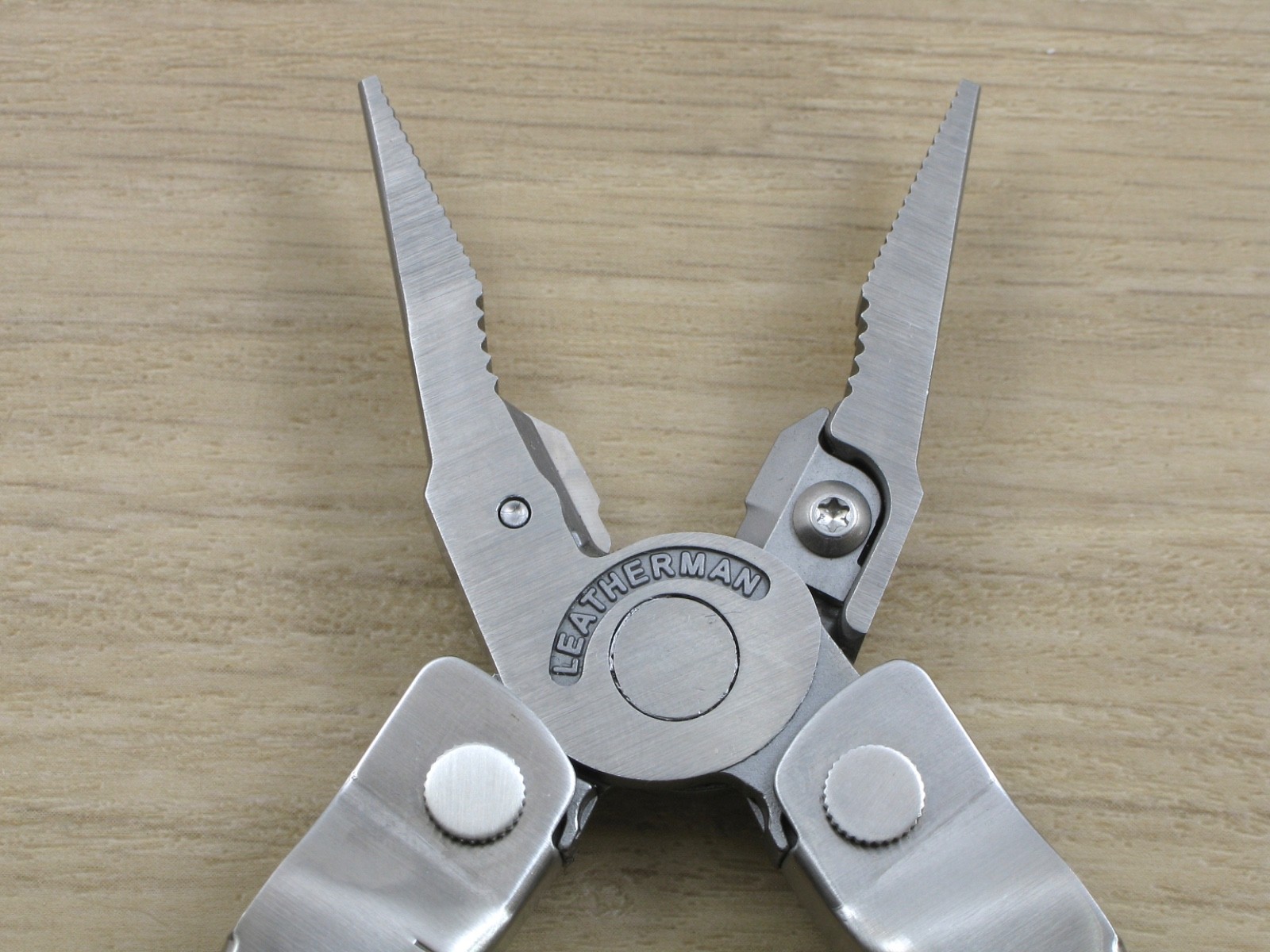 Leatherman REBAR Multi-Tool, Knife, Stainless, w/Nylon Sheath, USA – Excellent