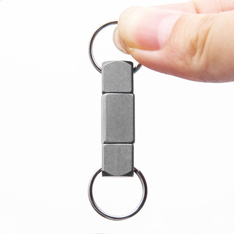 EDC 360° Rotate Titanium Alloy Keychain Portable Double Keyrings Pendant Tool