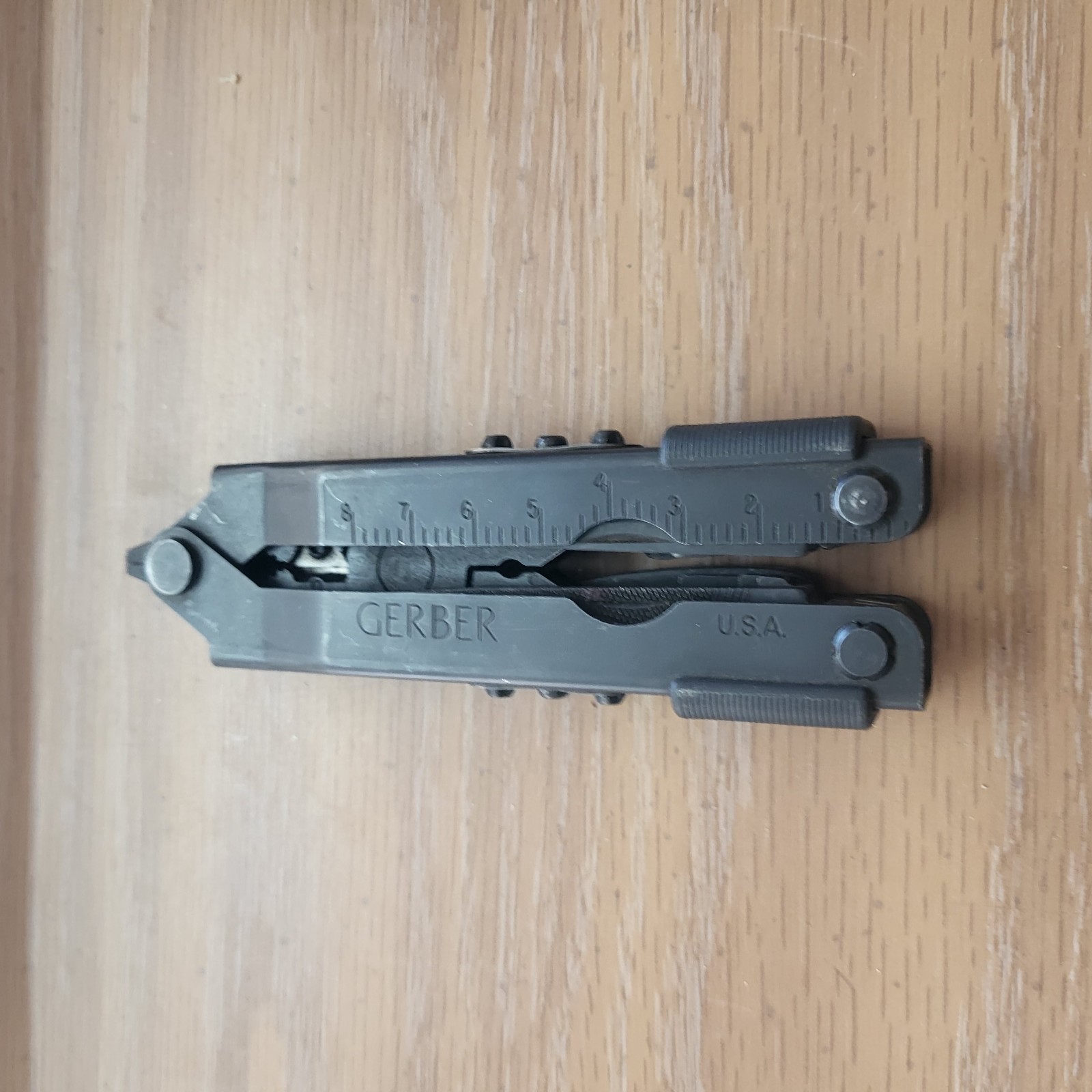 Gerber MP600 Multi‑Tool lack Oxide Finish