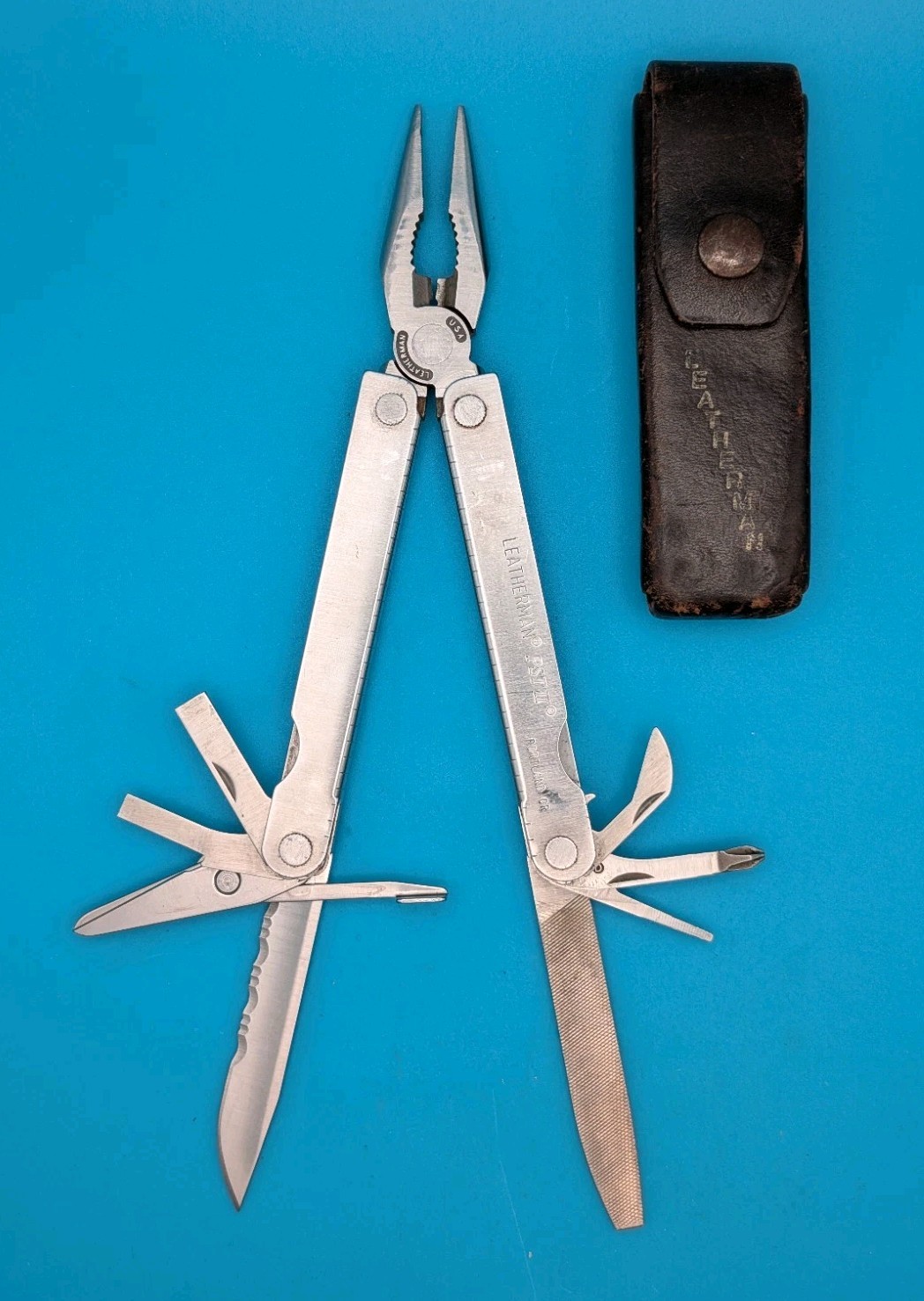 Leatherman PST 2 Multi Tool! 01/99 date stamp! Fast Shipping!