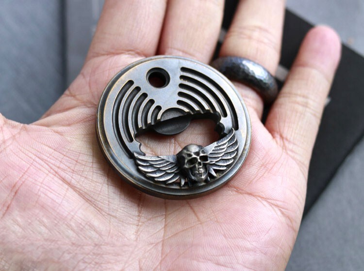 EDC Portable Retro Brass Skull Bottle Opener Necklace Bead Keychain Pendant Tool