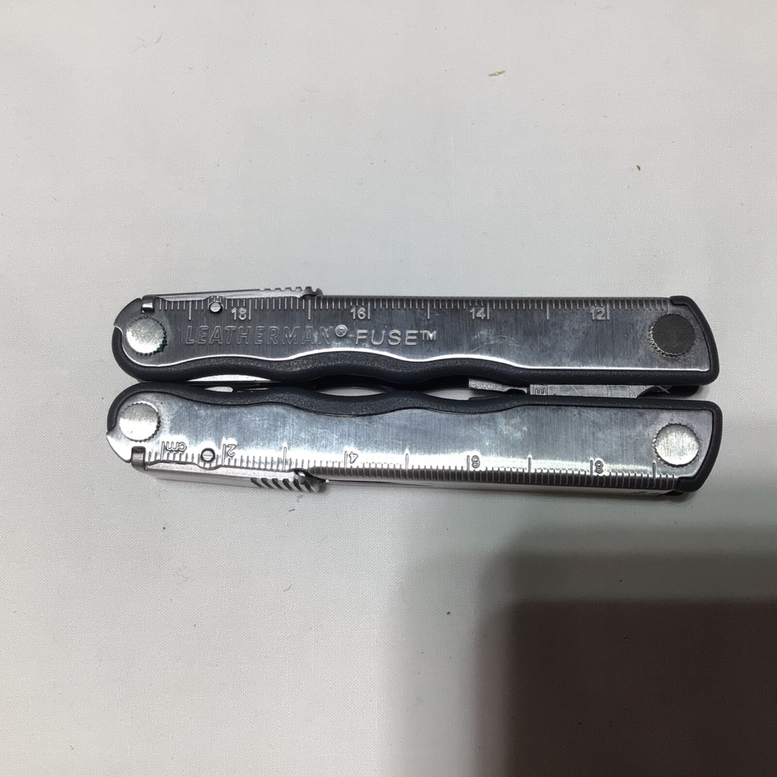 leatheman fuse multi tool with case