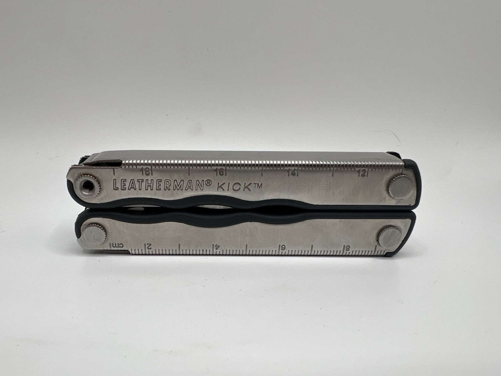 Leatherman Kick Multi-Tool, Knife, Pliers, Retired, Collectible!