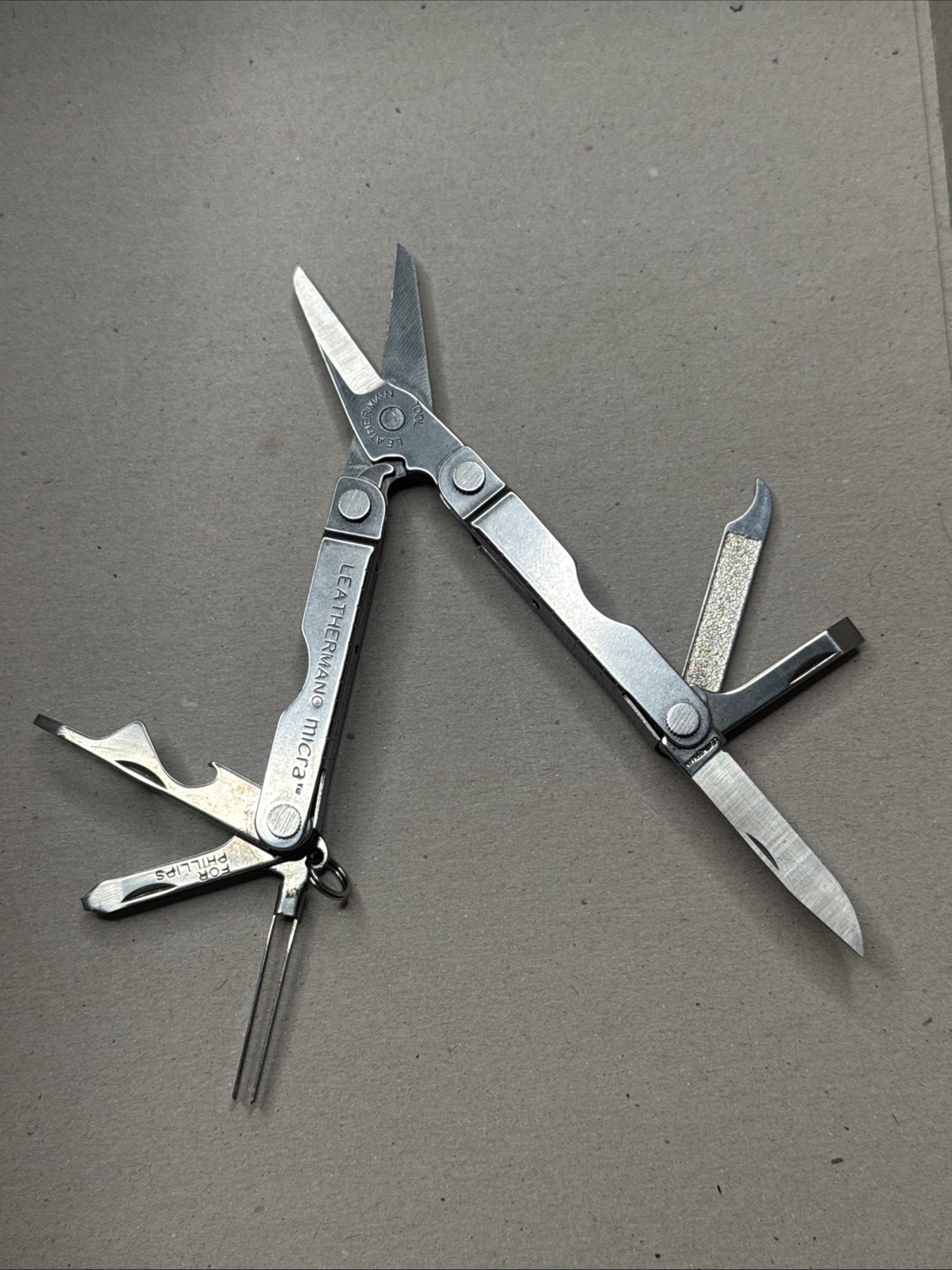 Leatherman Micra Multi-Tool, Knife, Scissors, Stainless With Leather Case RARE
