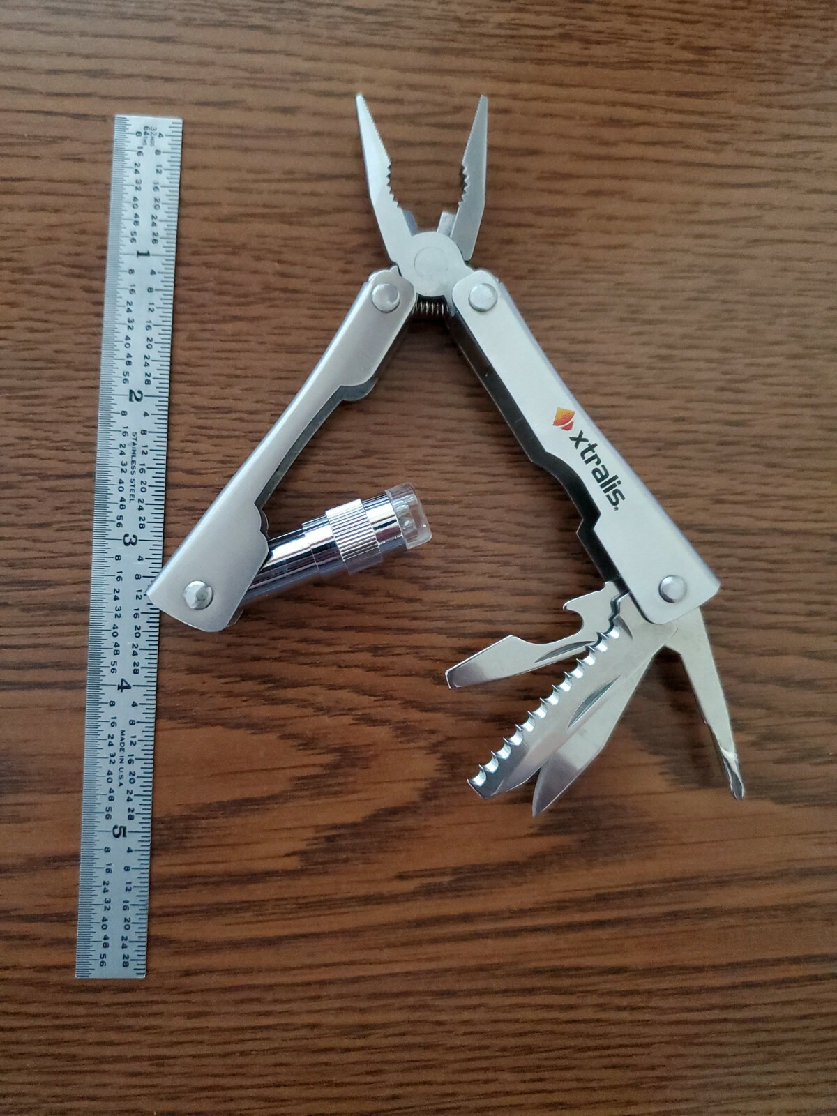 Small EDC multitool Xtralis branded