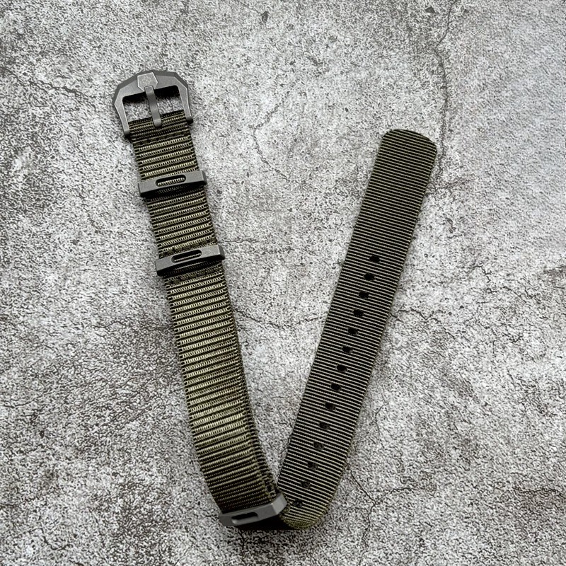 Quick Dry 20mm Titanium Nylon Watch Band Tactical CNC Carved Buckle