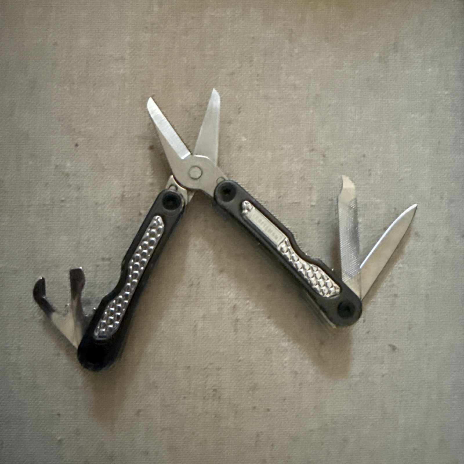 NOS Craftsman Mini Multi Tool 10-in-1 Grey Knife Cutter Opener Stainless 38842