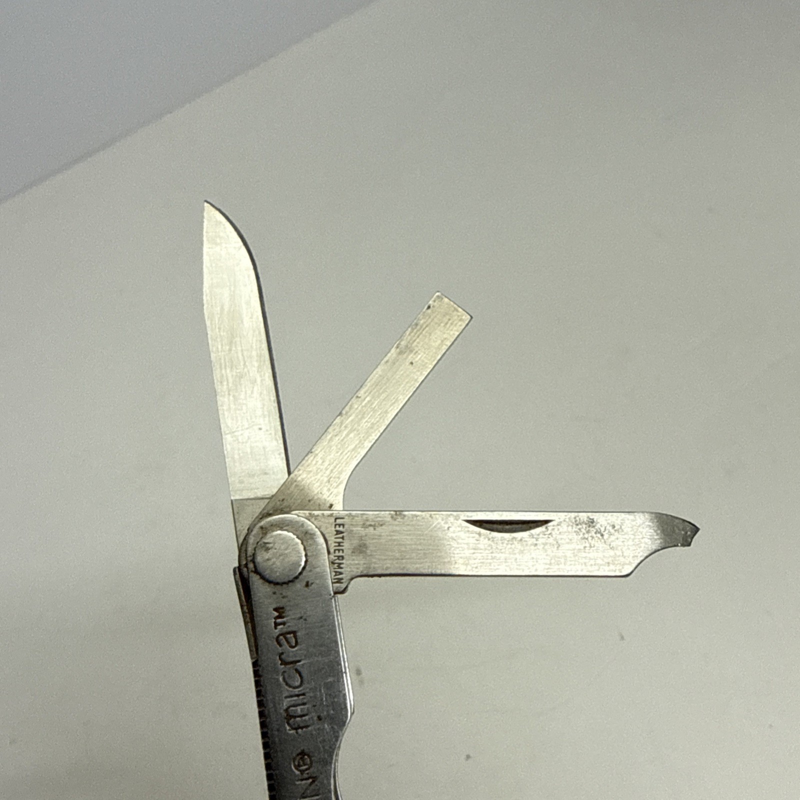 Leatherman Micra Stainless 10-in-1 Multi-Tool Camping Hiking Fishing – As Is