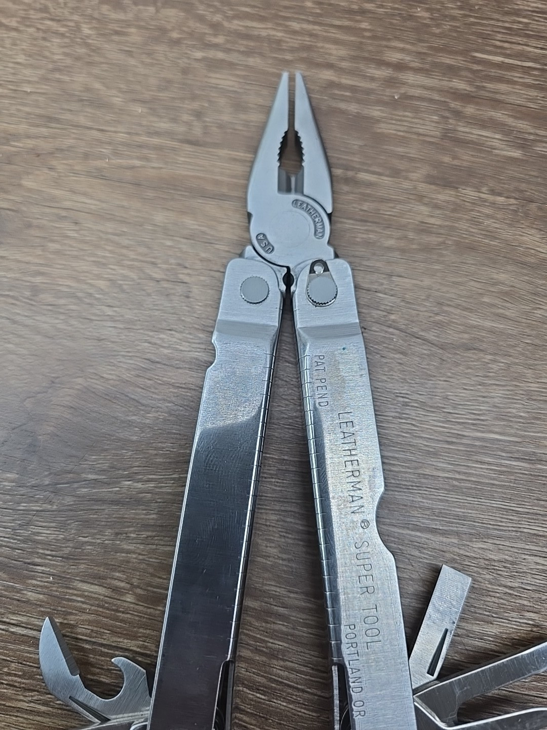 Vintage 1994 Leatherman Super Tool With Leather Sheath, 10 Folding Blades USA