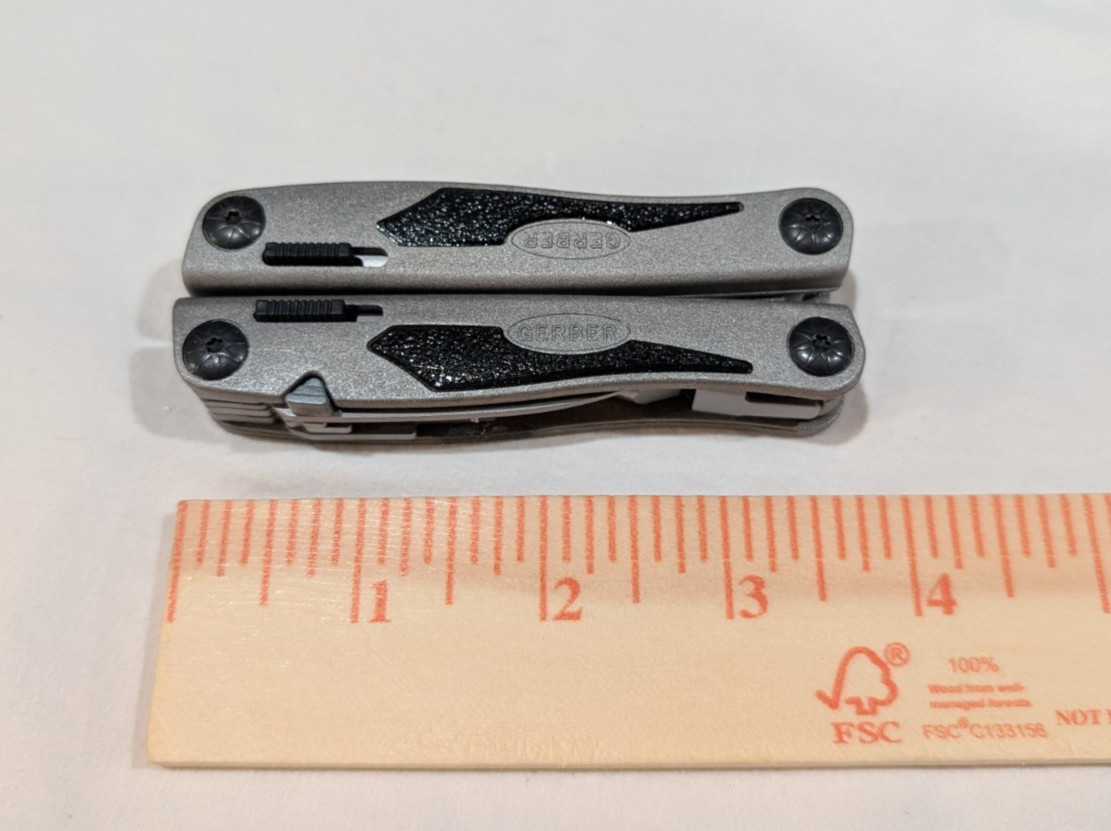 Gerber Multi-Tool 8 Tool Pliers Knife With Sheath Case Ships Free