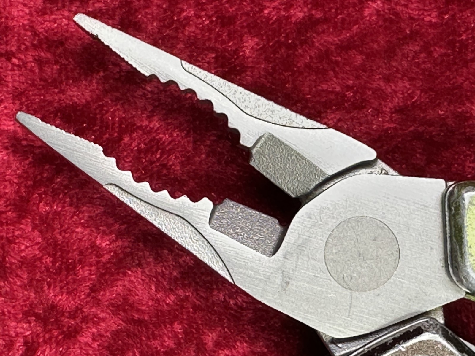 Gerber Crucial Green & Brown Handle Multi-Tool Pliers 7 Function 6 Tool (588)