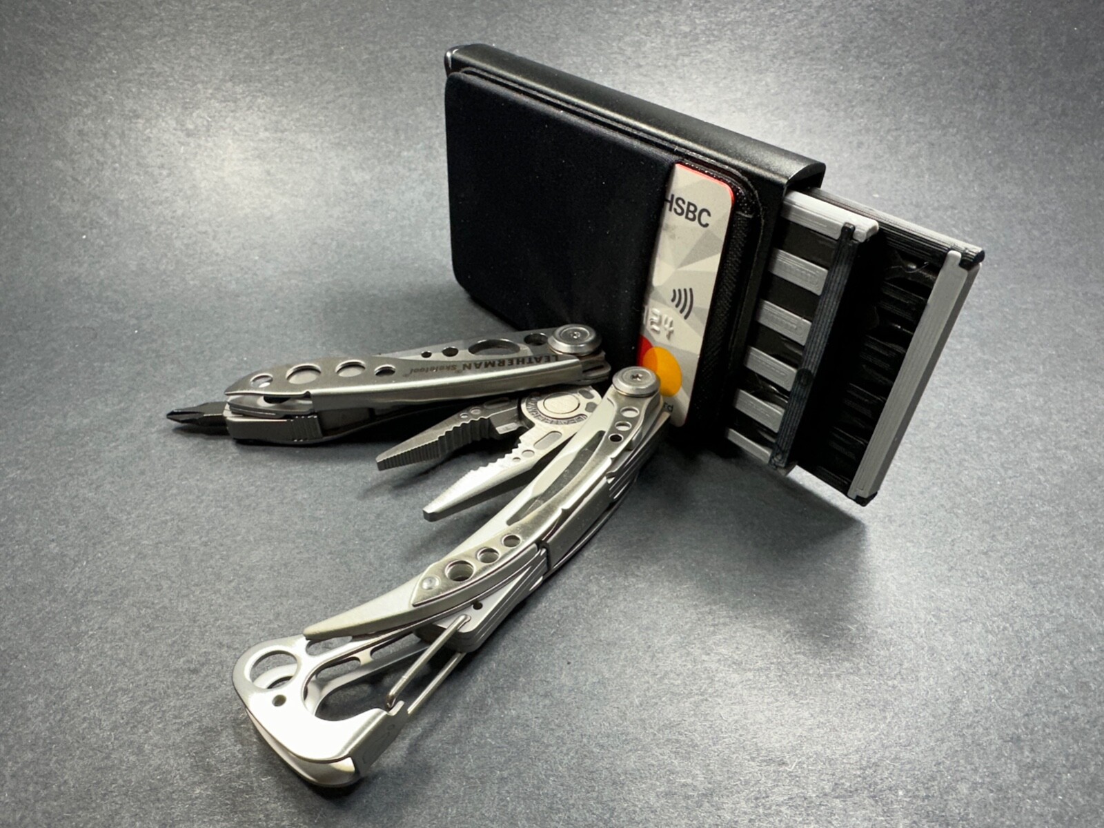 Leatherman flat bit holder for wallet or pocket