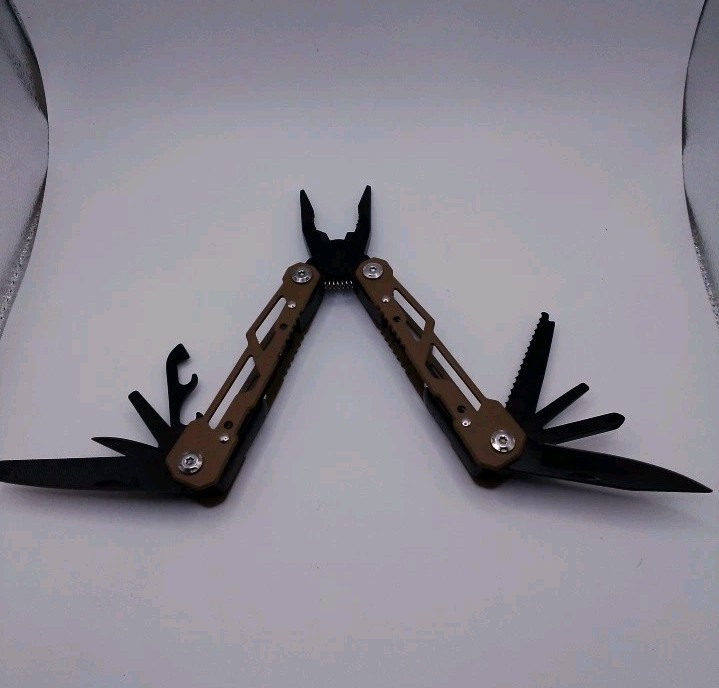 Multi Tool Plier Set With Screwdriver Bits