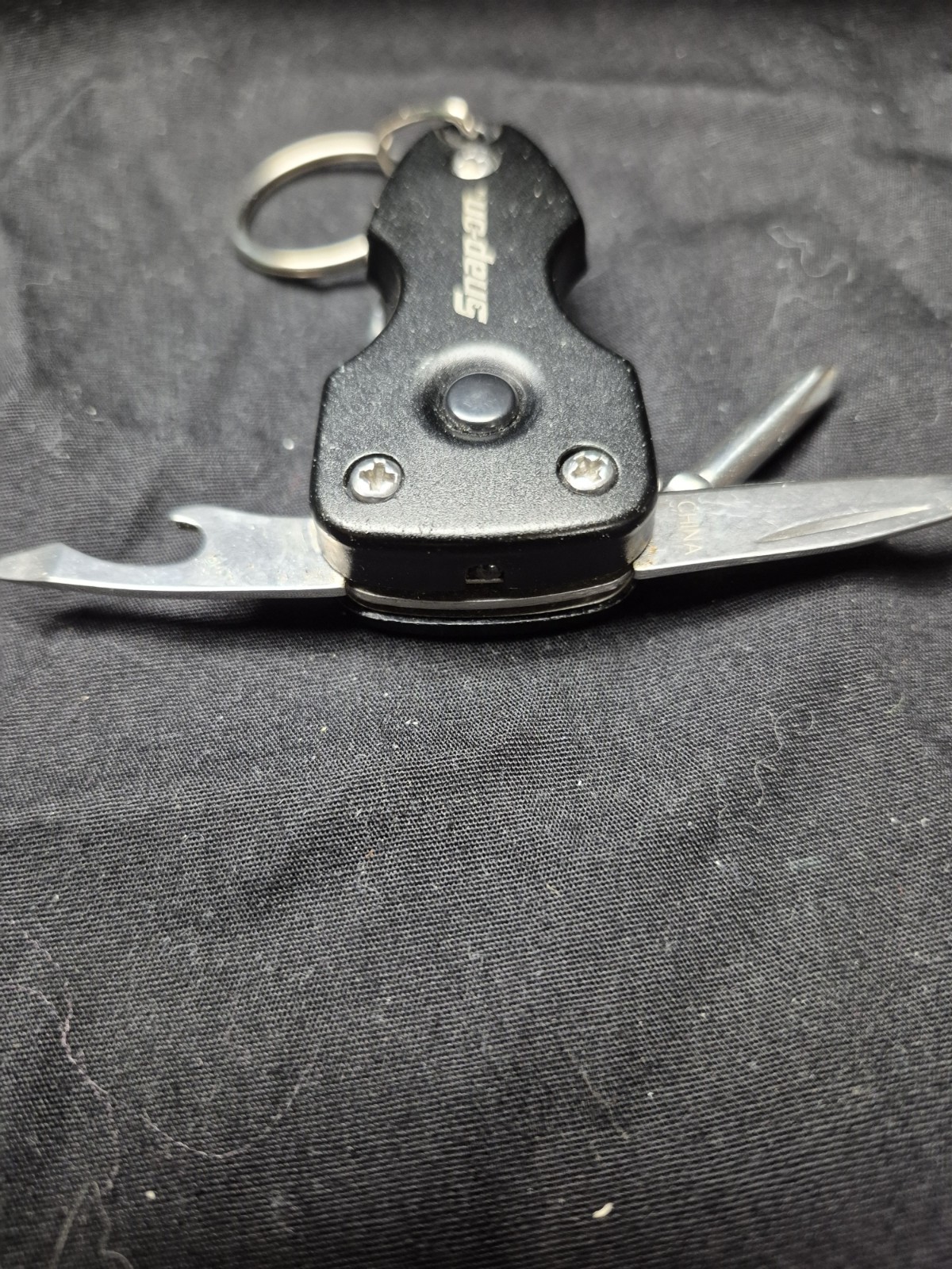 Snap-On Multi Tool Function Keychain Knife Black Bottle Opener