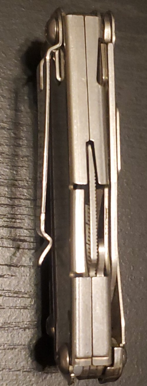 LEATHERMAN REV MULTI-TOOL IS IN PRIMO CONDITION 019