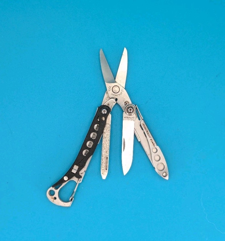 Leatherman Style CS Black Multi-Tool! FAST SHIPPING!